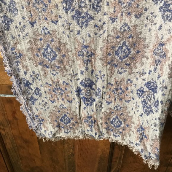 Beige w/Blue & Tan Geometrics Scarf/Wrap w/Fringed Edges 74" x 28 - Picture 10 of 10